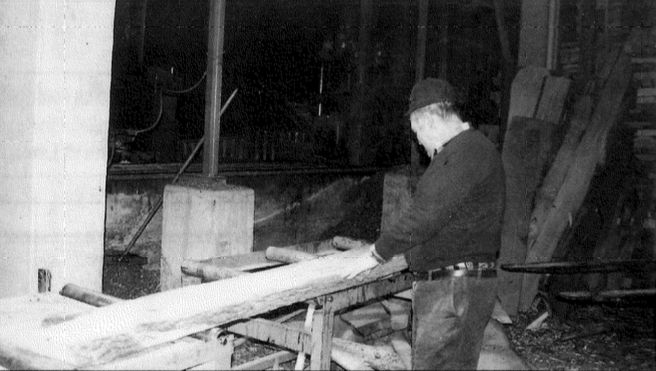 Lavorazione falegnameria 1